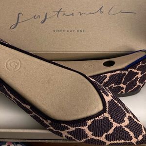 Rothy’s Violet Giraffe size 10 BNIB